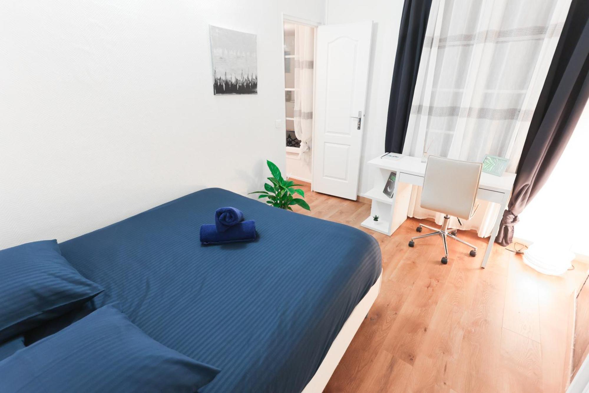 Convivial Et Chaleureux Pres De Notre-dame Appartement